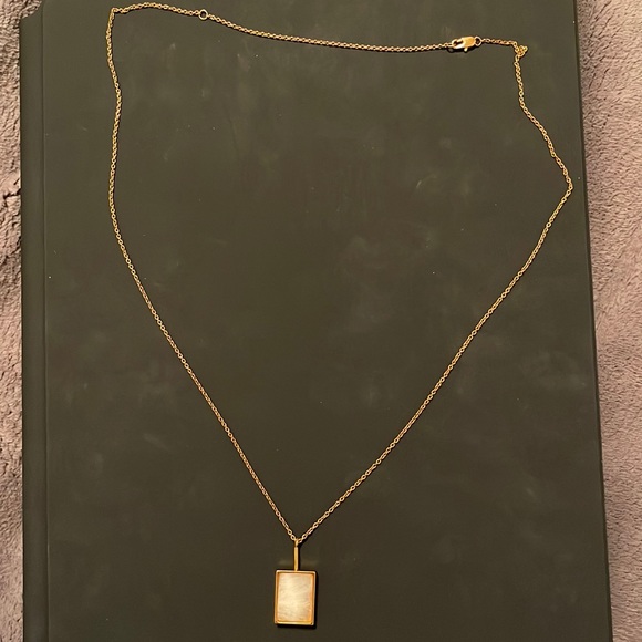 Celine Necklace - Picture 1 of 5